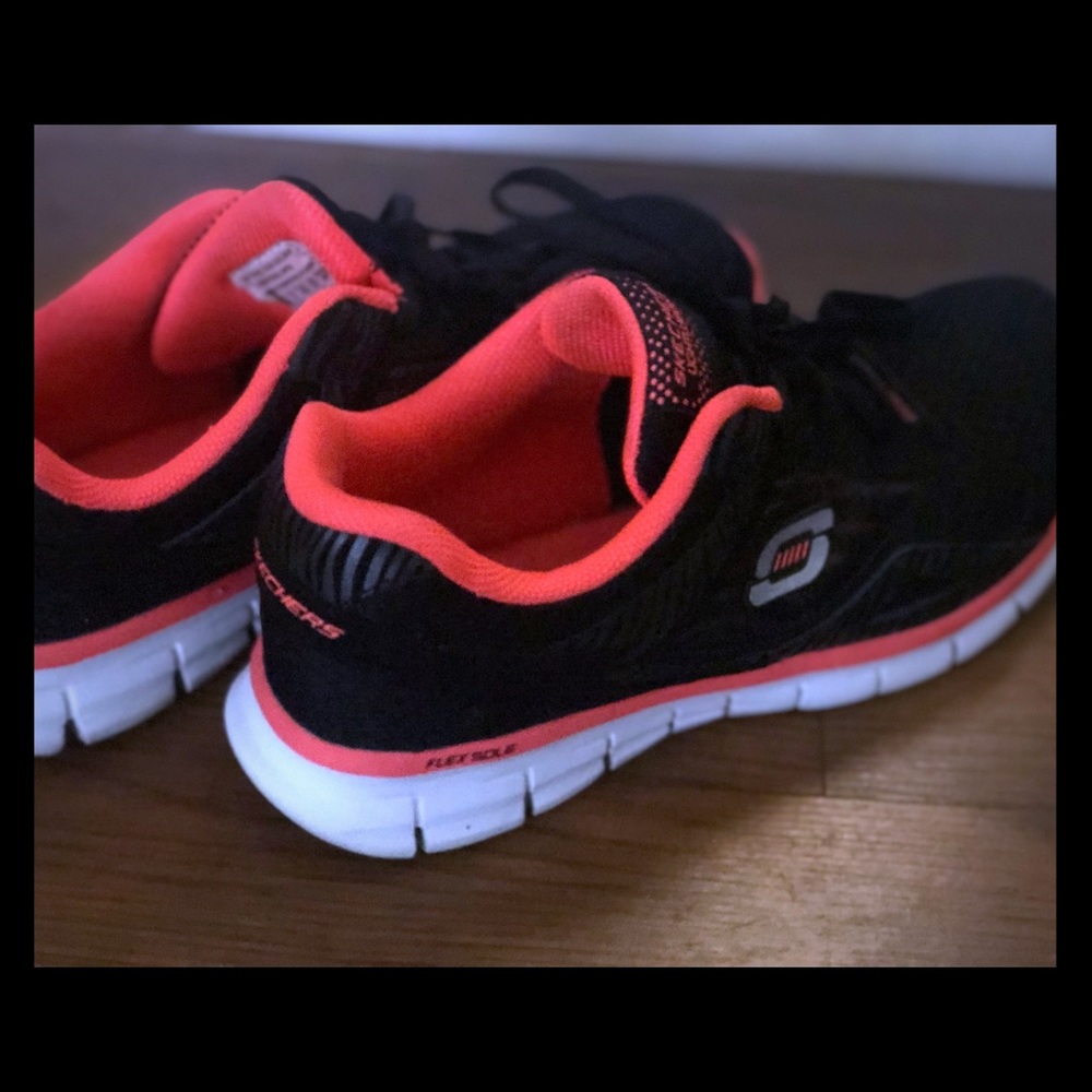 Sketchers Running Shoes